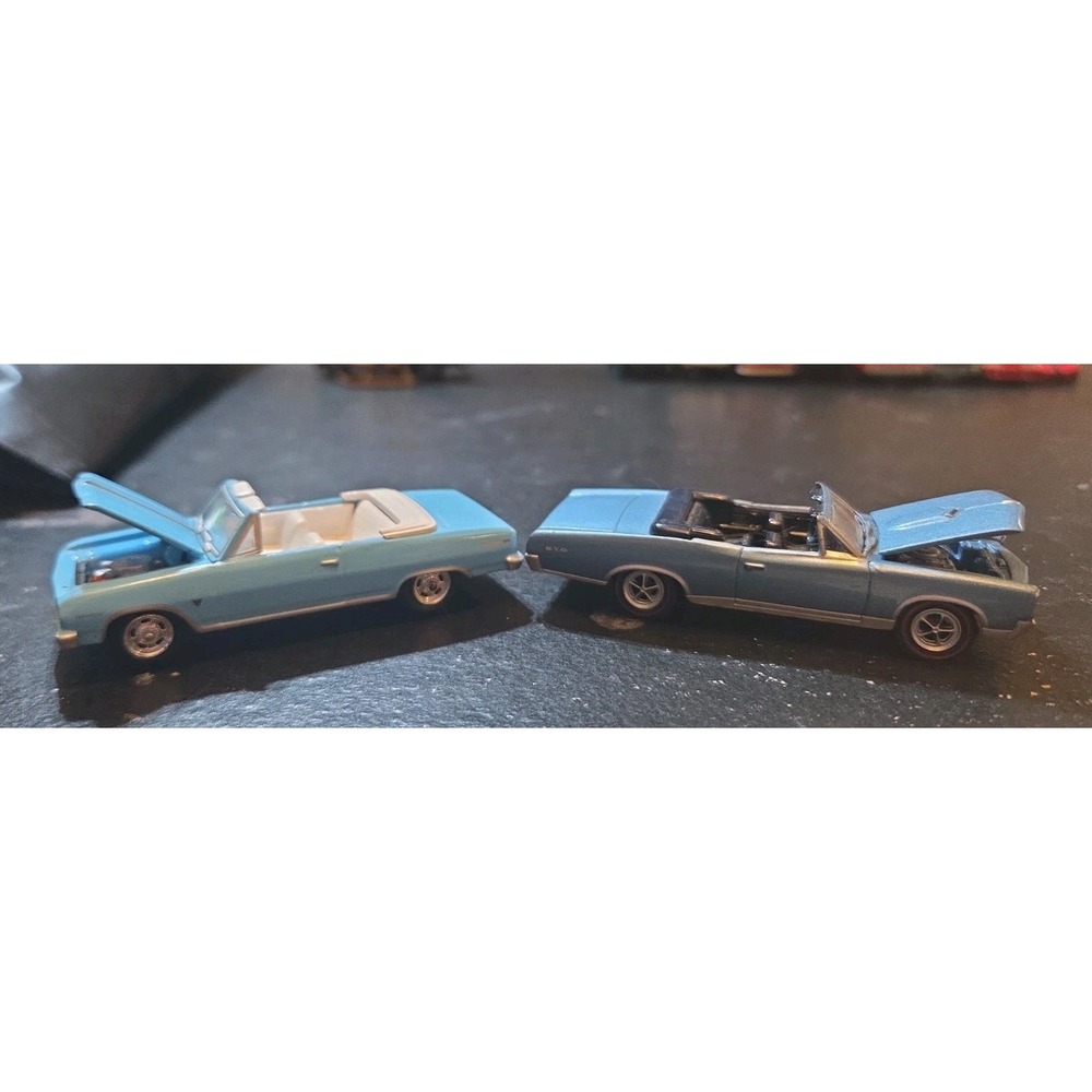 I Dream of Jeannie & Bewitched Greenlight Hollywood 1:64 Diecast Cars TV Show...